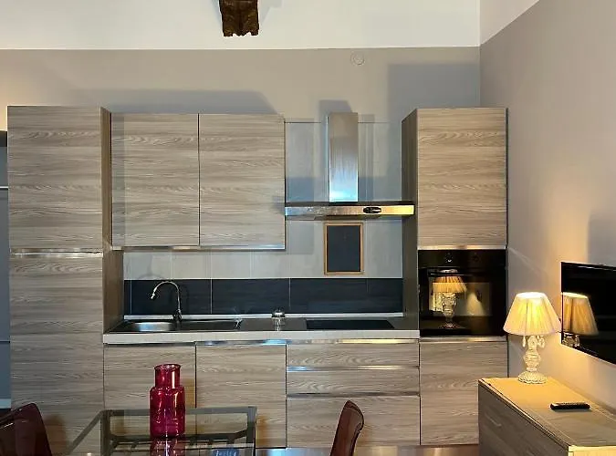 Domus San Martino Bed and Breakfast Πιατσέντζα