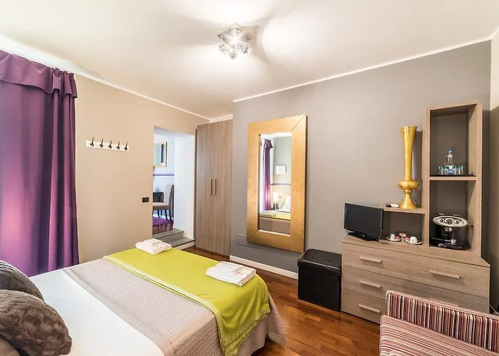 Domus San Martino Bed and Breakfast Πιατσέντζα