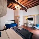 Domus San Martino לינה וארוחת בוקר