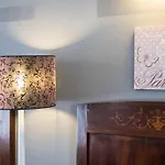 Domus San Martino לינה וארוחת בוקר *